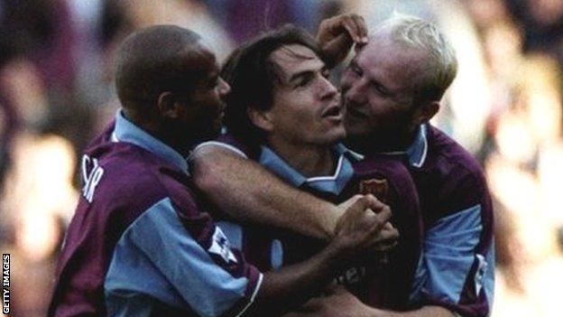 John Hartson congratulating Eyal Berkovic