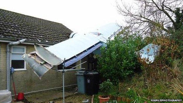 Aircraft on bungalow in Lincolnshire