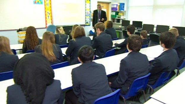 Hampshire Police in Portsmouth school