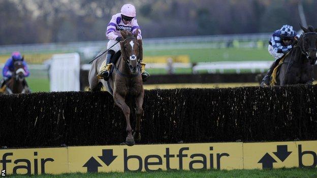 Silviniaco Conti beats Menorah at Haydock