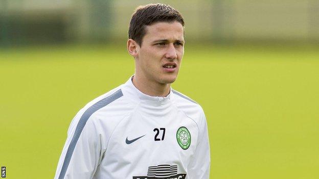 Celtic winger Aleksandar Tonev