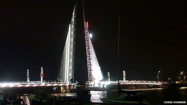 Twin Sails Bridge