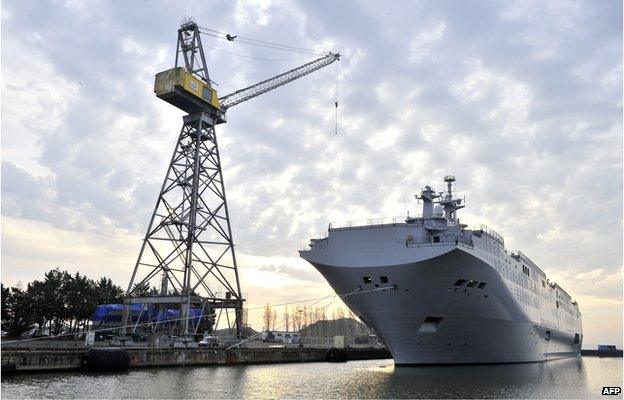 The Mistral-class assault warship Vladivostok at the entrance of the western French port of Saint-Nazaire 21 November 2014