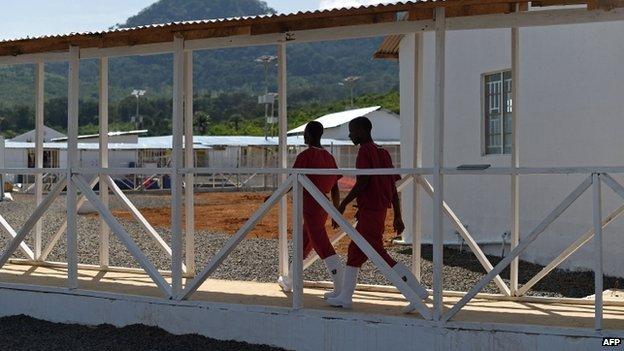 Health workers at the Kerry Town treatment centre, on the outskirts of Freetown (13 November 2014)