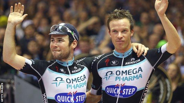 Mark Cavendish (right) and fellow Omega Pharma-Quick-Step rider Iljo Keisse