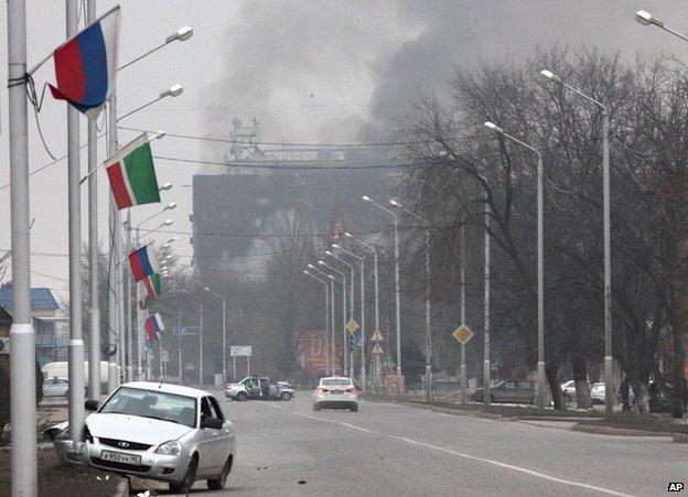 Scene of gunmen's assault in Grozny, 4 Dec 14