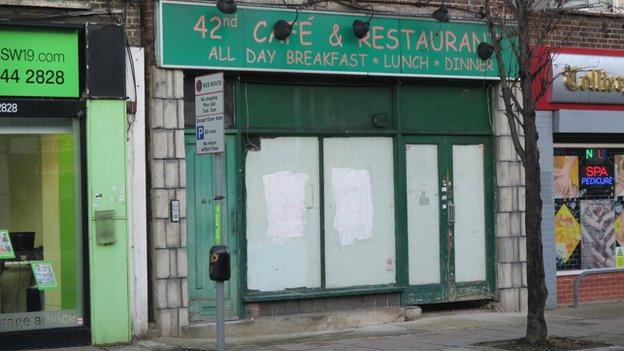 Closed cafe in Colliers Wood High Street