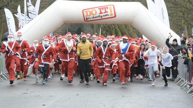 Santa run in Victoria Park