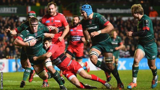 Brad Thorn scores for Leicester