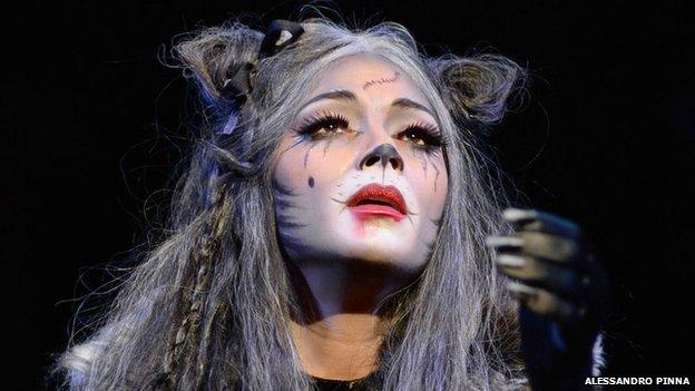 Nicole Scherzinger (Grizabella) in Cats at the London Palladium