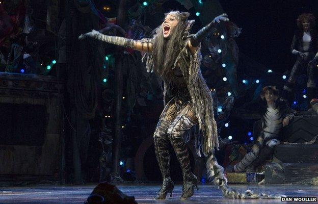 Nicole Scherzinger (Grizabella) in Cats at the London Palladium