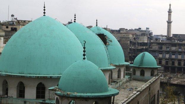 Damaged mosque in Aleppo's al-Shaar district