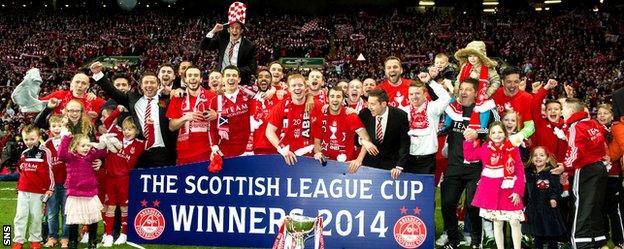 Aberdeen win the League Cup final