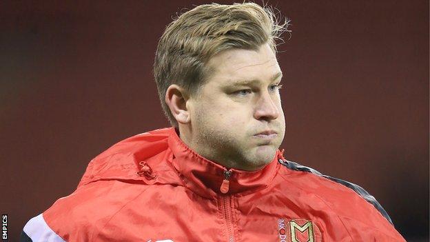 Karl Robinson