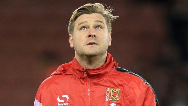 Karl Robinson