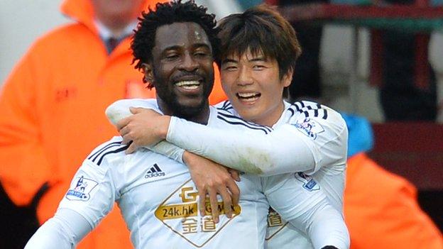 Wilfried Bony and Ki Sung-yueng