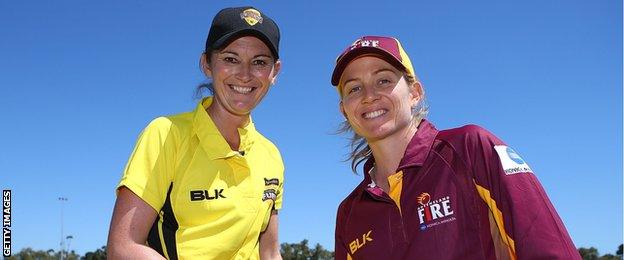 Western Fury captain Charlotte Edwards and Queensland Fire skipper Jodie Fields