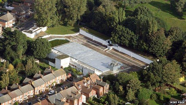 Broomhill Pool, Ipswich