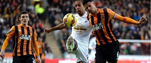 Wayne Routledge and Curtis Davies