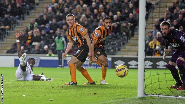 Bafetimbi Gomis started ahead of Wilfried Bony against Hull and came close to doubling Swansea's lead