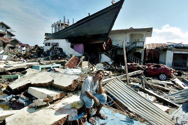 The boat in 2005 surrounded by devastation