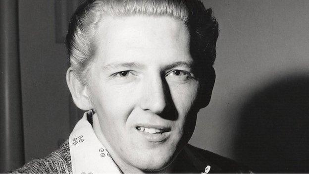 Jerry Lee Lewis, un o arwyr Dafydd Hywel