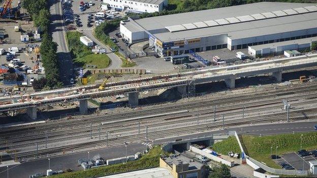 Reading station viaduct