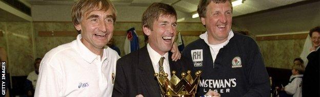 Blackburn manager Kenny Dalglish celebrates winning the 1995 Premier League title with Ray Harford and Tony Parkes