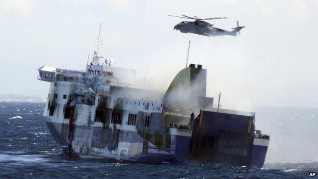 Smoke billows from the Italian-flagged Norman Atlantic in the Adriatic Sea (29 December 2014)