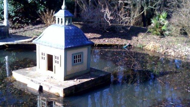 Duck house