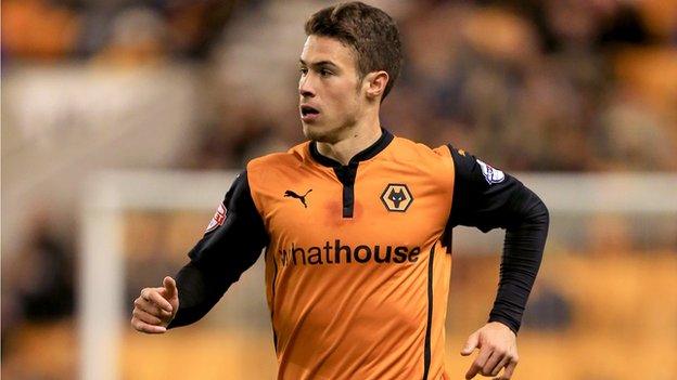 Wolves midfielder Tommy Rowe