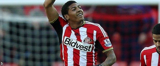 Patrick van Aanholt opened the scoring for Sunderland on 33 minutes