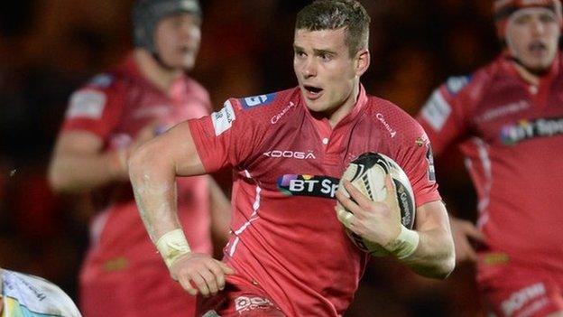 Scott Williams makes a break against Ospreys