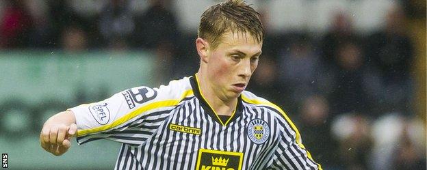 Adam Drury in action for St Mirren