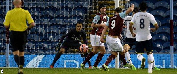 Sam Vokes scores for Burnley