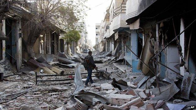 Ruined street in Kobane. 19 Nov 2014