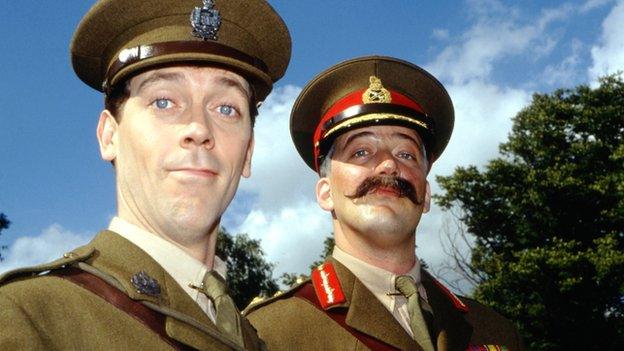 Hugh Laurie and Stephen Fry in Blackadder Goes Forth