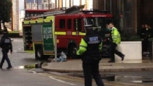 Fire engine crash - Canary Wharf