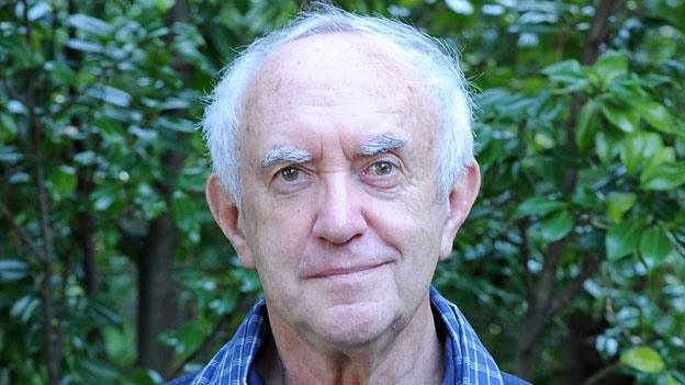 Jonathan Pryce