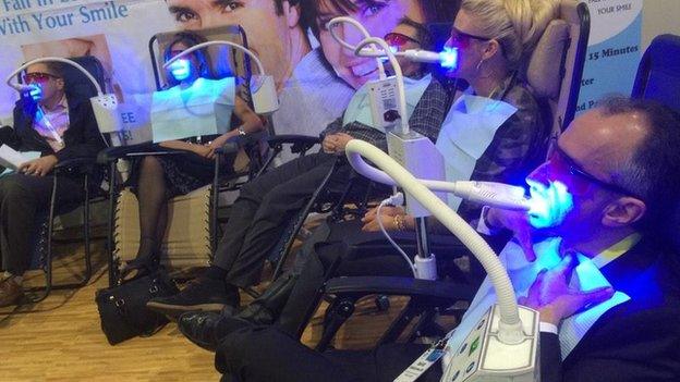 Teeth whitening booth