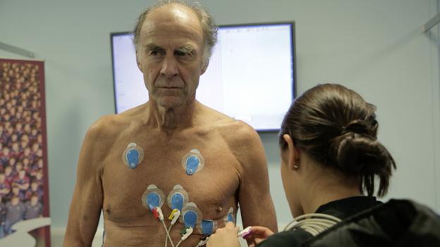 Ranulph Fiennes undergoes tests ahead of the Marathon des Sables