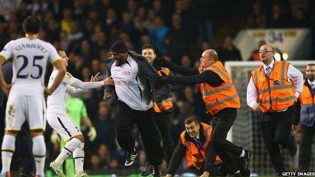 Spurs pitch invasion