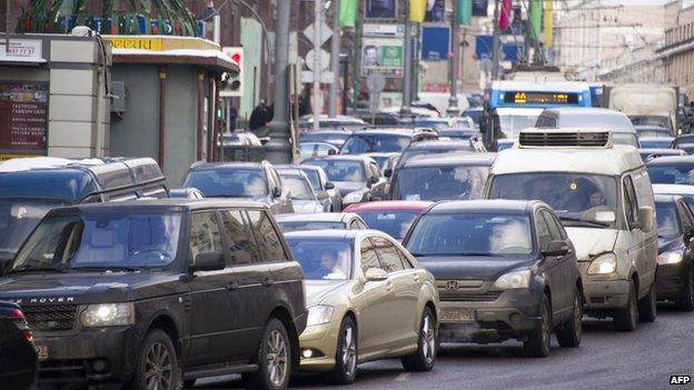 Cars in Moscow - file pic