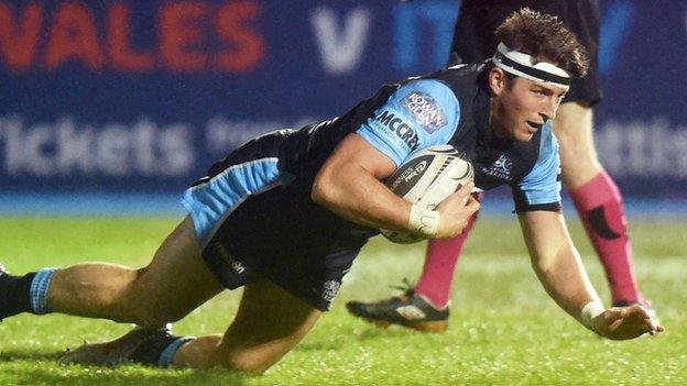 DTH van der Merwe scored a try in Edinburgh's win