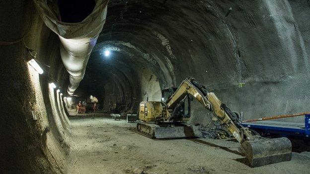 Tunnel at Farringdon's Crossrail station