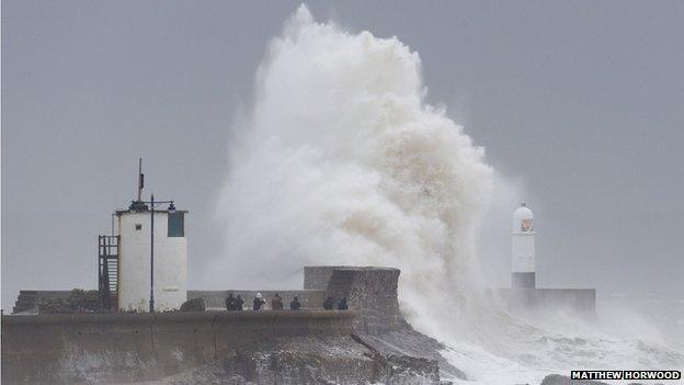 Waves at Porthcawl 10 January 2015