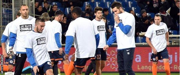 Montpellier players wear supportive T-shirts