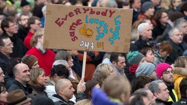 Thousands of people participate in a rally under the motto "For Dresden, for Saxony - for cultural openness, humanity and dialogue in co-operation" in front of the Frauenkirche (Church of Our Lady) in Dresden (10 January 2015)