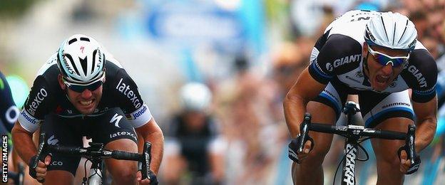 Mark Cavendish sprints against Marcel Kittel during the 2014 Tour of Britain