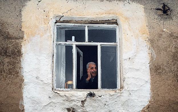 Kurds demand unity amid battle against Islamic State - BBC News